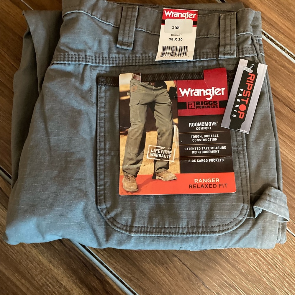 Men’s Wrangler Riggs workwear pants